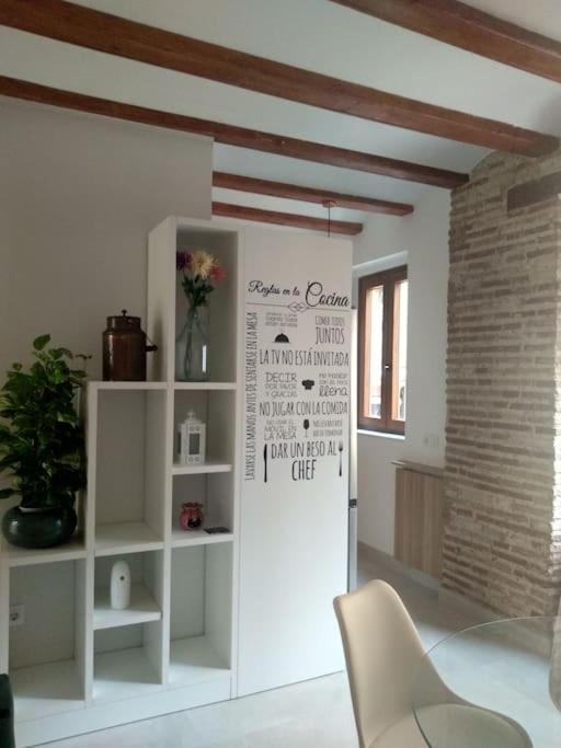 Апартаменты Apartamento Con Encanto Ripalda Valenciayole Экстерьер фото